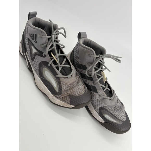 Athletic_Shoes